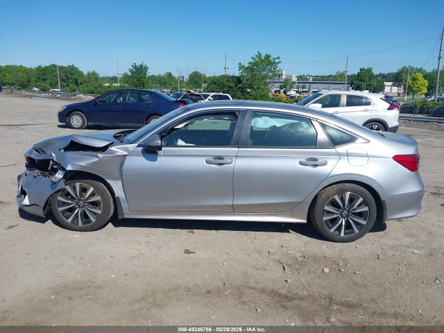 Продажа на аукционе авто 2022 Honda Civic Ex, vin: 2HGFE1F71NH311995, номер лота: 45246786