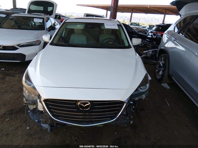 Mazda Mazda3 Grand Touring 2018 3MZBN1M30JM186347 Image 12