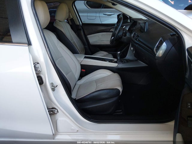 Mazda Mazda3 Grand Touring 2018 3MZBN1M30JM186347 Image 5