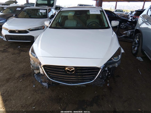 Mazda Mazda3 Grand Touring 2018 3MZBN1M30JM186347 Image 6