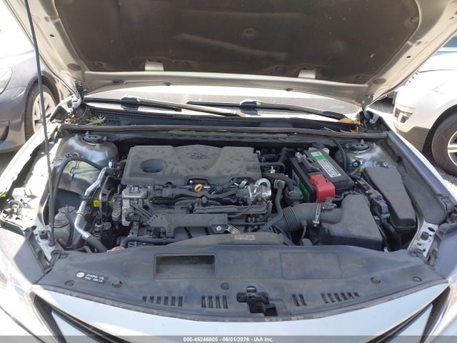 45246805 :رقم المزاد ، 4T1C11AK4NU624217 vin ، 2022 Toyota Camry Le مزاد بيع
