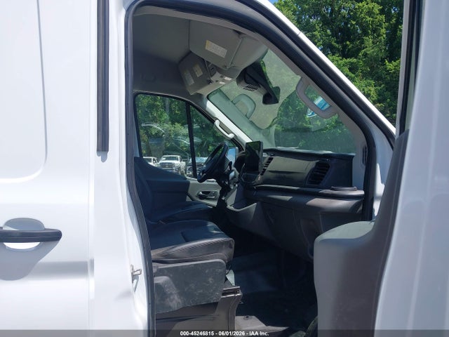 45246815 :رقم المزاد ، 1FTBR1C88TKA90979 vin ، 2026 Ford Transit-250 مزاد بيع