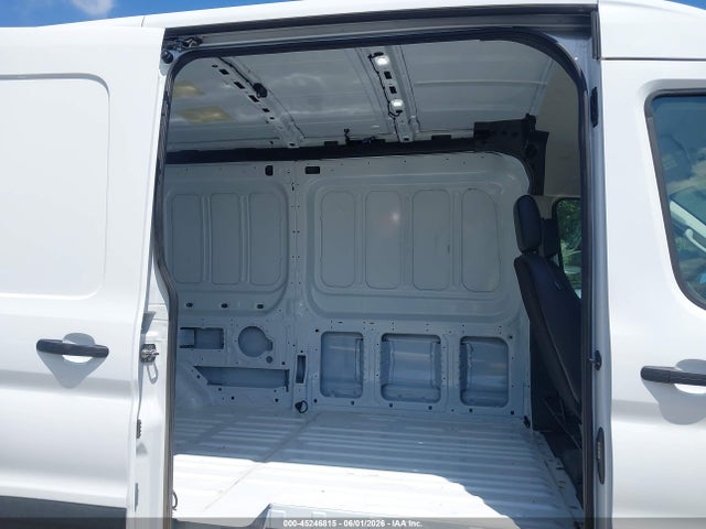 45246815 :رقم المزاد ، 1FTBR1C88TKA90979 vin ، 2026 Ford Transit-250 مزاد بيع
