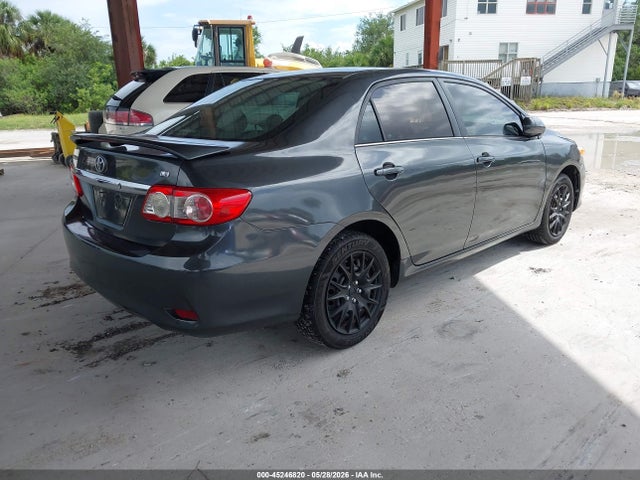 45246820 :رقم المزاد ، 5YFBU4EE4DP193077 vin ، 2013 Toyota Corolla Le مزاد بيع