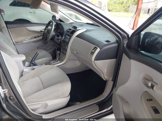 45246820 :رقم المزاد ، 5YFBU4EE4DP193077 vin ، 2013 Toyota Corolla Le مزاد بيع