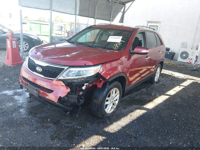 45246849 :رقم المزاد ، 5XYKT3A65FG577419 vin ، 2015 Kia Sorento Lx مزاد بيع