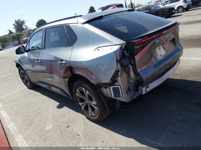 Toyota BZ4X XLE 2024 JTMAAAAA6RA039391 Image 3