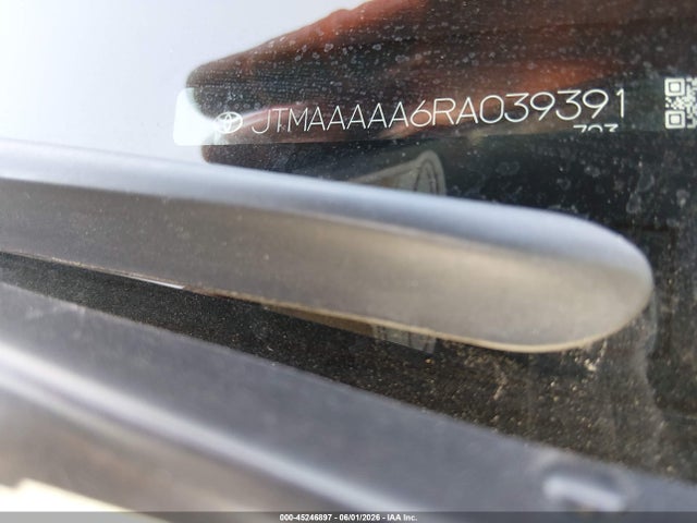Toyota BZ4X XLE 2024 JTMAAAAA6RA039391 Image 9