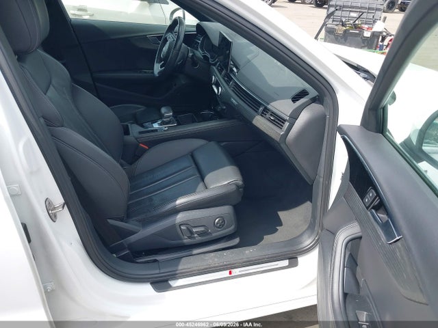Продаж на аукціоні авто 2022 Audi A4 Premium Plus 45 Tfsi S Line Quattro S Tronic, vin: WAUEAAF44NN014543, номер лоту: 45246962