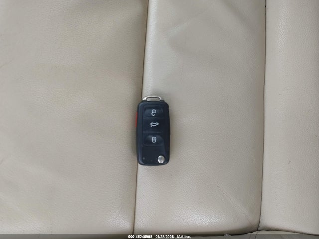 Auction sale of the 2012 Volkswagen Eos Executive, vin: WVWFW7AH1CV013319, lot number: 45246998
