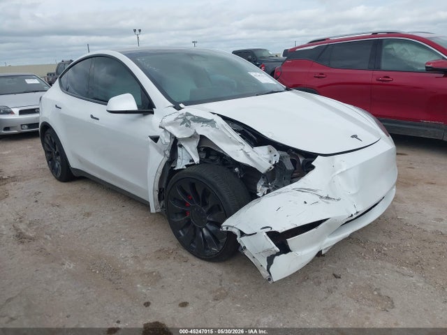 Tesla Model Y Performance Dual Motor All-wheel Drive 2023 7SAYGDEF3PF695026 zdjęcie główne