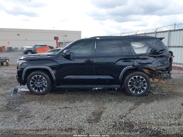 Toyota Sequoia Limited 2024 7SVAAABA8RX036333 Image 15