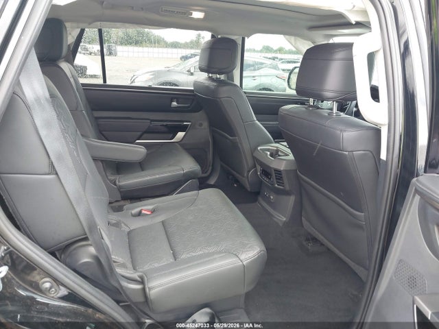 Toyota Sequoia Limited 2024 7SVAAABA8RX036333 Image 8