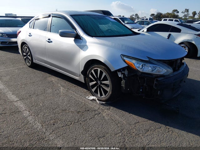 Nissan Altima 2.5 Sv 2018 1N4AL3AP5JC252518 главное изображение