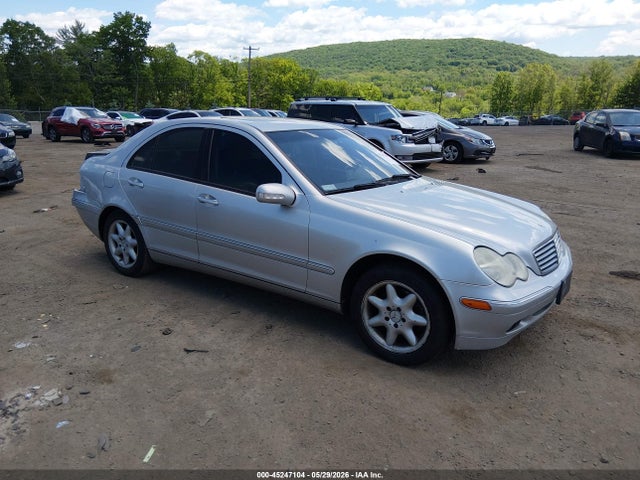 45247104 :رقم المزاد ، WDBRF84J54F517917 vin ، 2004 Mercedes-benz C 320 4matic مزاد بيع