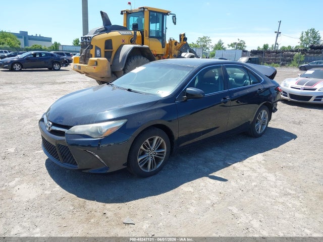 Toyota CAMRY SE 2015 4T1BF1FK8FU100933 Image 2