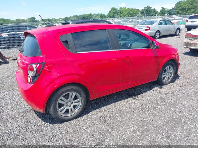 45247167 :رقم المزاد ، 1G1JC6SHXG4167348 vin ، 2016 Chevrolet Sonic Lt Auto مزاد بيع