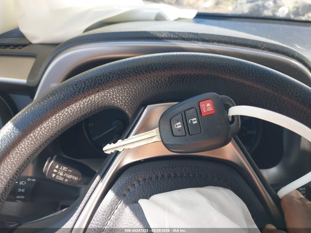 Продаж на аукціоні авто 2018 Toyota Rav4 Le, vin: JTMZFREV4JJ201703, номер лоту: 45247223
