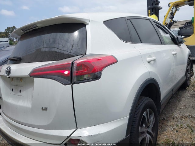 Продаж на аукціоні авто 2018 Toyota Rav4 Le, vin: JTMZFREV4JJ201703, номер лоту: 45247223