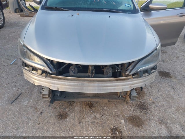 Auction sale of the 2015 Chrysler 200 Limited, vin: 1C3CCCAB8FN571595, lot number: 45247236