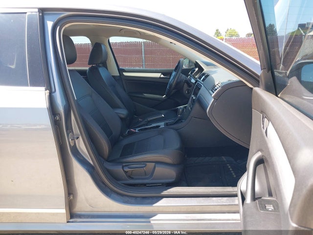 Продаж на аукціоні авто 2013 Volkswagen Passat 2.0l Tdi Se, vin: 1VWBN7A30DC048983, номер лоту: 45247246