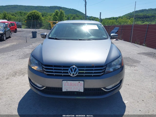 Продаж на аукціоні авто 2013 Volkswagen Passat 2.0l Tdi Se, vin: 1VWBN7A30DC048983, номер лоту: 45247246
