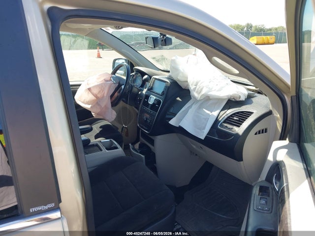 2011 Chrysler Town & Country Touring მანქანა იყიდება აუქციონზე, vin: 2A4RR5DG1BR734487, აუქციონის ნომერი: 45247248