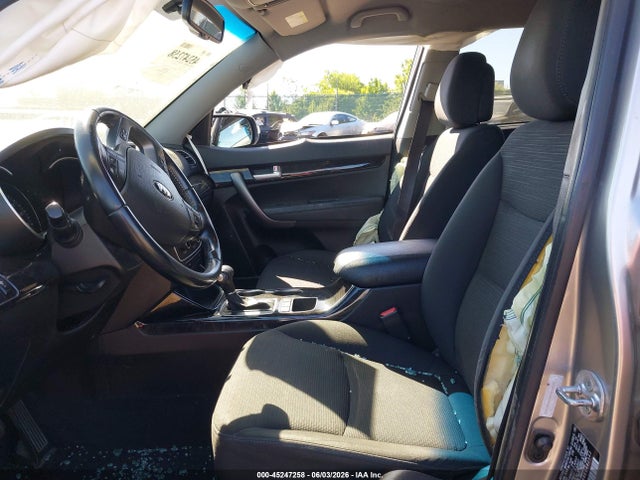 5XYKTDA68EG482342 KIA SORENTO LX