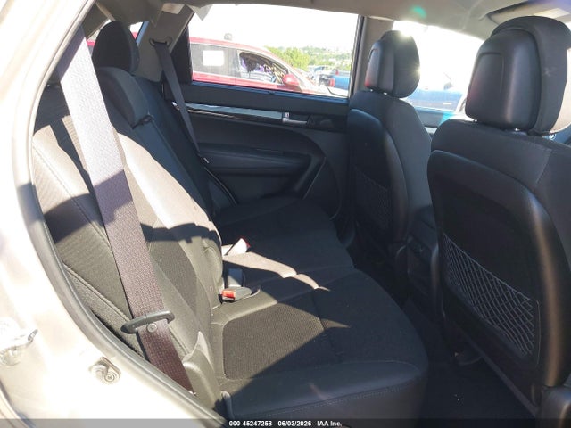 5XYKTDA68EG482342 KIA SORENTO LX