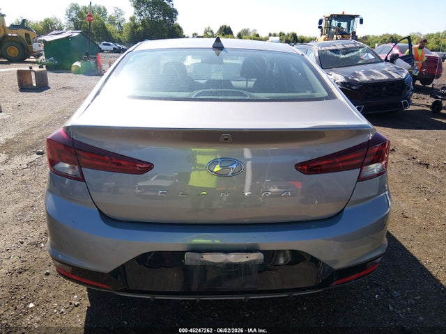 45247262 :رقم المزاد ، KMHD84LF6LU941348 vin ، 2020 Hyundai Elantra Sel مزاد بيع
