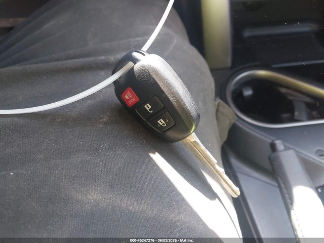 2018 Toyota Rav4 Le მანქანა იყიდება აუქციონზე, vin: JTMBFREV8JJ724319, აუქციონის ნომერი: 45247276