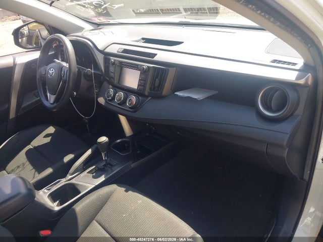 2018 Toyota Rav4 Le მანქანა იყიდება აუქციონზე, vin: JTMBFREV8JJ724319, აუქციონის ნომერი: 45247276