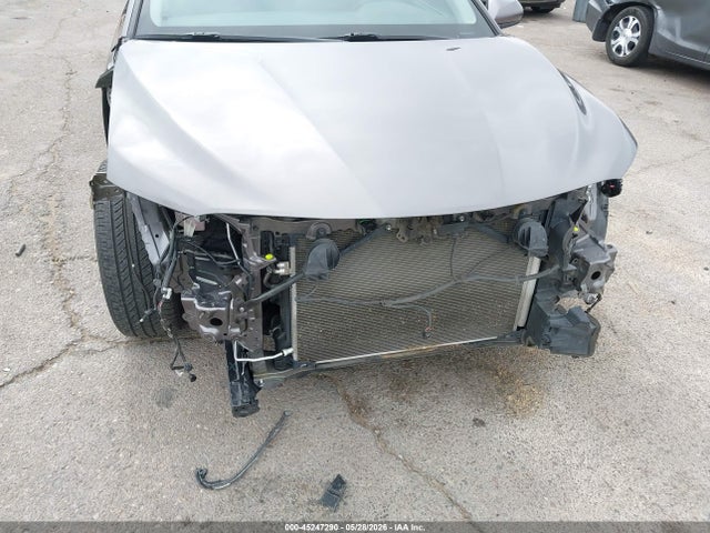 Toyota CAMRY LE 2018 4T1B11HK0JU069794 Image 6