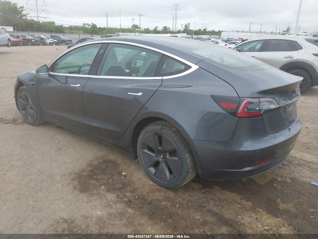 Продажа на аукционе авто 2018 Tesla Model 3 Long Range/performance, vin: 5YJ3E1EB2JF169812, номер лота: 45247347