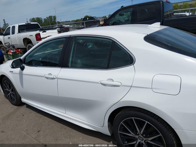 Продаж на аукціоні авто 2021 Toyota Camry Se Hybrid, vin: 4T1G31AK5MU568606, номер лоту: 45247350