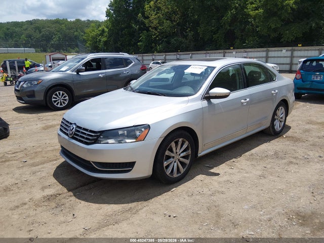 2012 Volkswagen Passat 2.5l Sel მანქანა იყიდება აუქციონზე, vin: 1VWCH7A37CC073888, აუქციონის ნომერი: 45247385