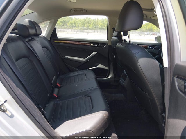 2012 Volkswagen Passat 2.5l Sel მანქანა იყიდება აუქციონზე, vin: 1VWCH7A37CC073888, აუქციონის ნომერი: 45247385