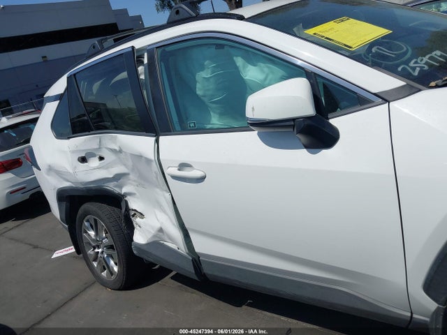 2019 Toyota Rav4 Xle Premium მანქანა იყიდება აუქციონზე, vin: 2T3C1RFV4KC030880, აუქციონის ნომერი: 45247394