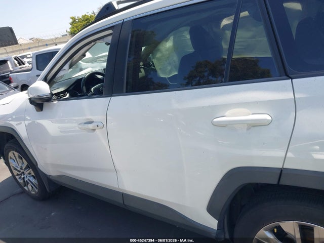 2019 Toyota Rav4 Xle Premium მანქანა იყიდება აუქციონზე, vin: 2T3C1RFV4KC030880, აუქციონის ნომერი: 45247394