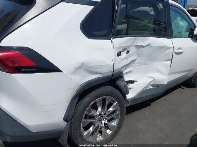 2019 Toyota Rav4 Xle Premium მანქანა იყიდება აუქციონზე, vin: 2T3C1RFV4KC030880, აუქციონის ნომერი: 45247394