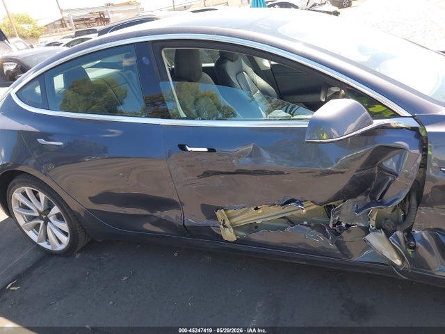 Продажа на аукционе авто 2020 Tesla Model 3 Standard Range Plus Rear-wheel Drive/standard Range Rear-wheel Drive, vin: 5YJ3E1EA9LF661067, номер лота: 45247419