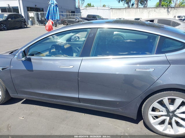 Продажа на аукционе авто 2020 Tesla Model 3 Standard Range Plus Rear-wheel Drive/standard Range Rear-wheel Drive, vin: 5YJ3E1EA9LF661067, номер лота: 45247419