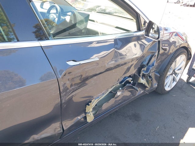 Продажа на аукционе авто 2020 Tesla Model 3 Standard Range Plus Rear-wheel Drive/standard Range Rear-wheel Drive, vin: 5YJ3E1EA9LF661067, номер лота: 45247419