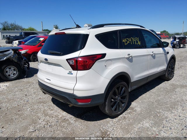 45247436 :رقم المزاد ، 1FMCU9GD6KUA96240 vin ، 2019 Ford Escape Se مزاد بيع