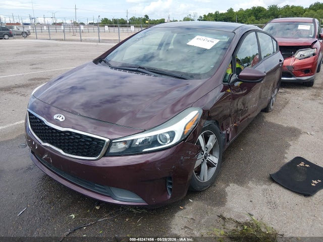 KIA FORTE LX 2018 3KPFL4A77JE198878 Image 2