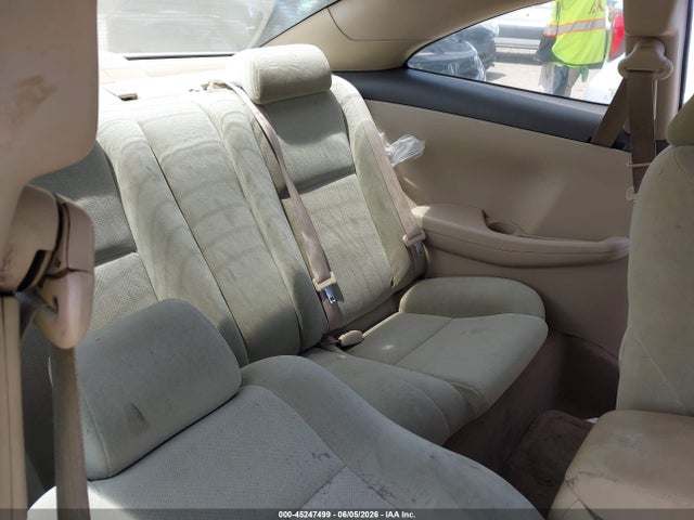 45247499 :رقم المزاد ، 4T1CE38P15U955533 vin ، 2005 Toyota Camry Solara Se مزاد بيع