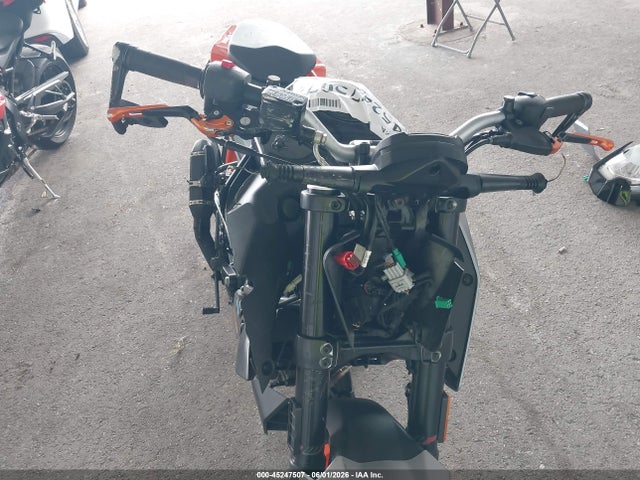 KTM 200 Duke 2023 MD2JPC409PC017782 Image 15