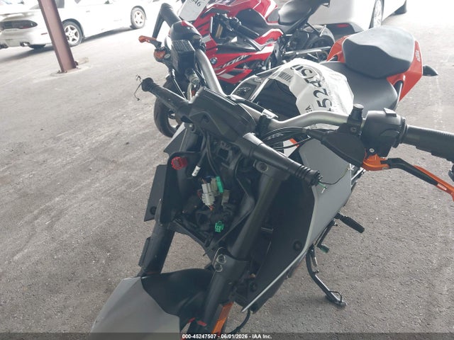 KTM 200 Duke 2023 MD2JPC409PC017782 Image 18