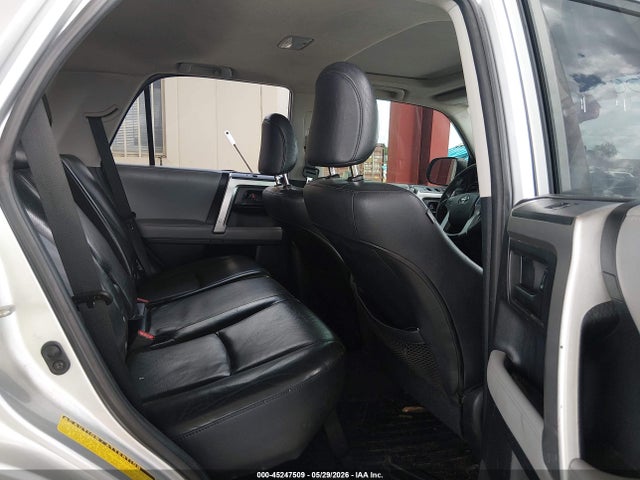 Продажа на аукционе авто 2011 Toyota 4runner Sr5 V6, vin: JTEBU5JRXB5045813, номер лота: 45247509
