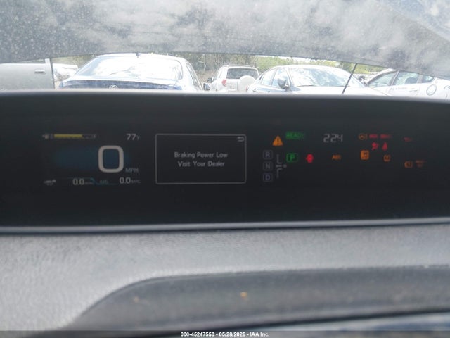 45247550 :رقم المزاد ، JTDKBRFU8H3032254 vin ، 2017 Toyota Prius Two مزاد بيع